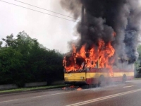 загорелся автобус
